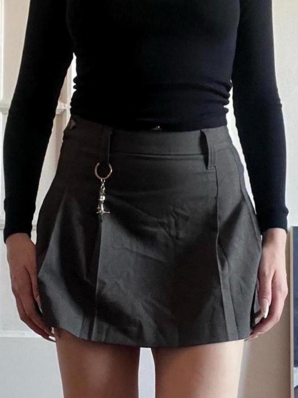 XS H&M Grey Pleated Mini Skirt